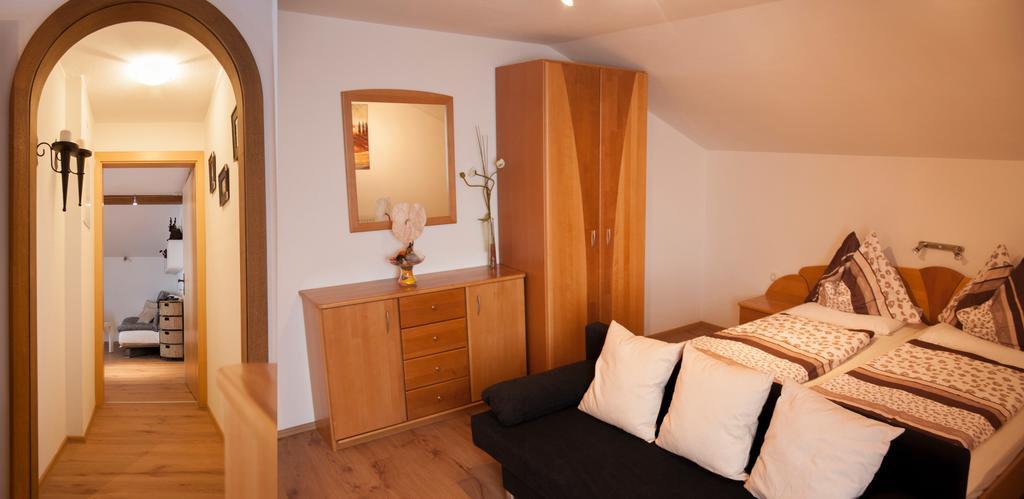 Gaestehaus Hanser Virgen Extérieur photo